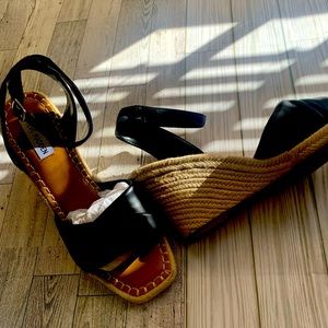 Black classic leather espadrilles  comfortable for anytime of the day